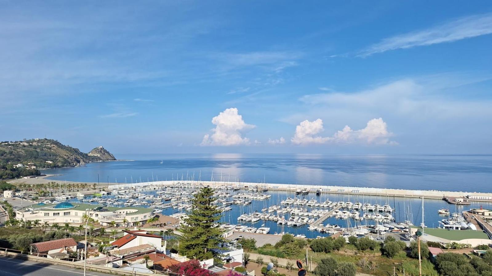 Magico Appartamenti Scafa - Marina กาโปดอร์ลันโด ภายนอก รูปภาพ